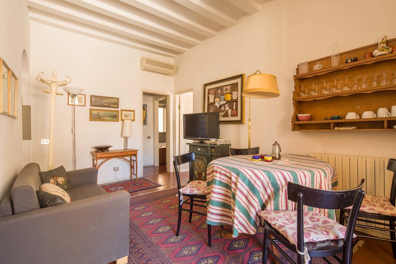 Typical Florentine Apartment Φλωρεντία Εξωτερικό φωτογραφία