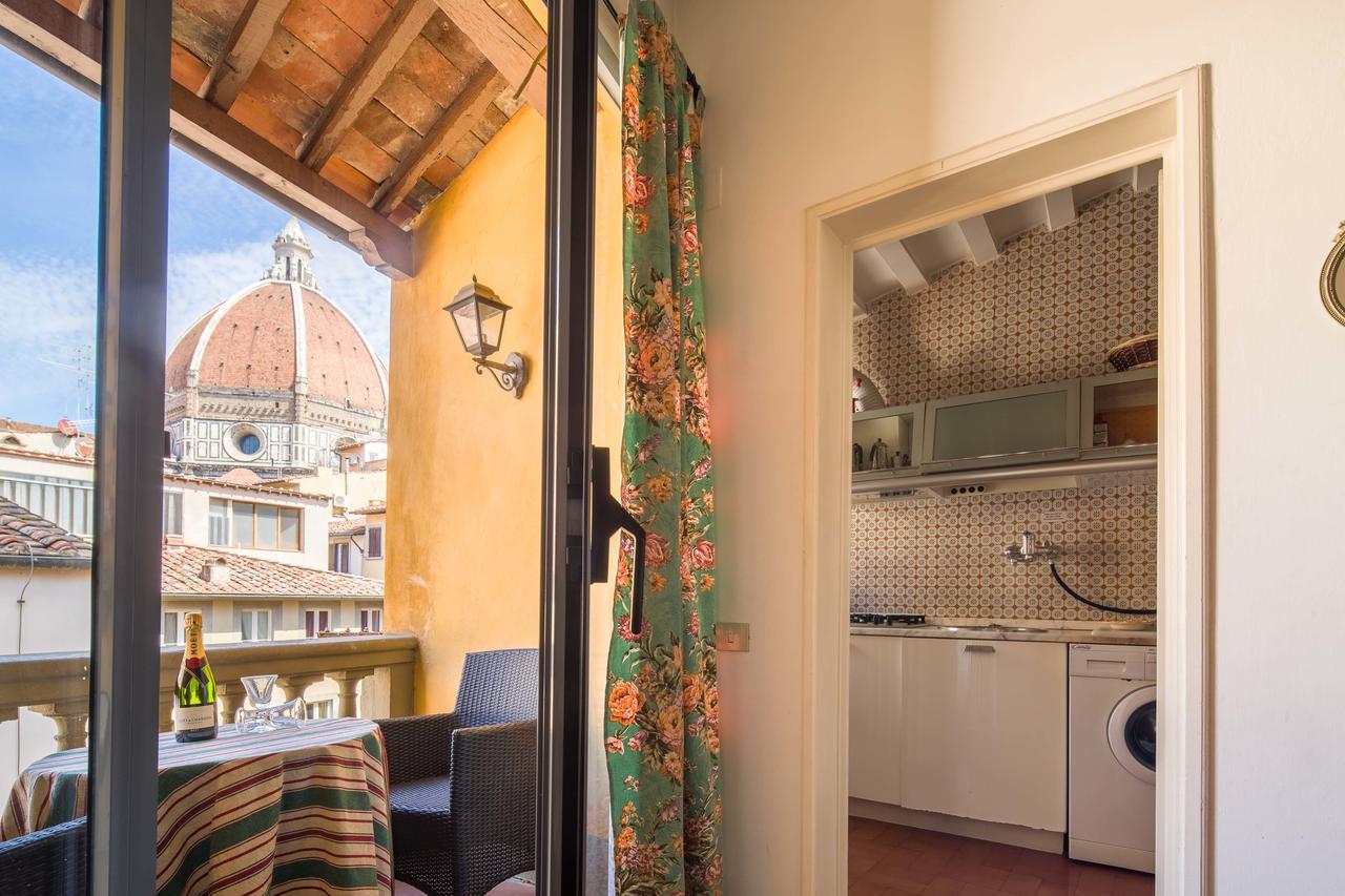 Typical Florentine Apartment Φλωρεντία Εξωτερικό φωτογραφία